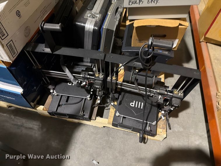 image for item NF9680 (24) projectors
