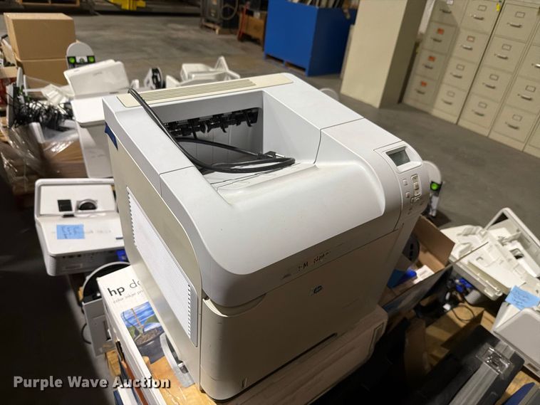 image for item NF9680 (24) projectors