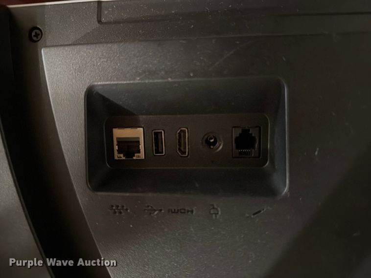 image for item NF9684 (5) ZSpace monitors
