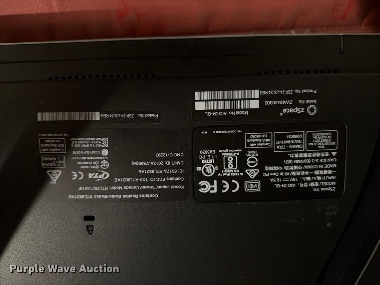 image for item NF9684 (5) ZSpace monitors