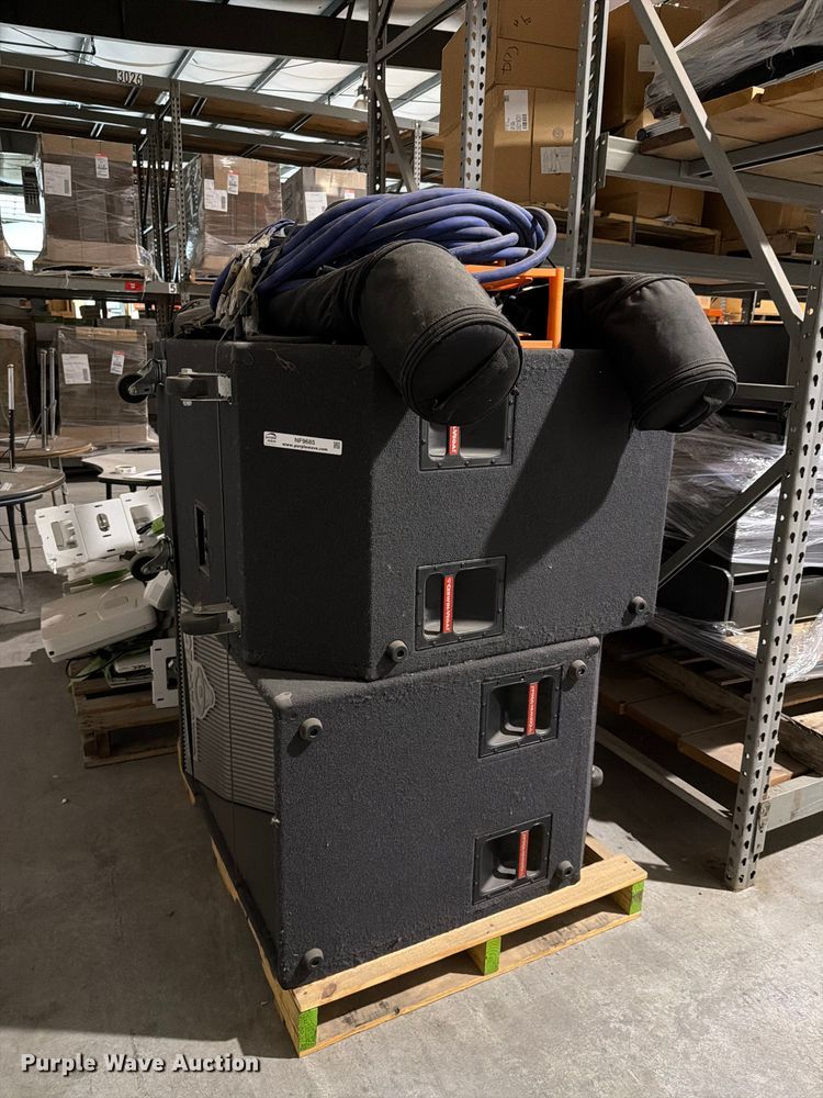 (2) Cerwin-Vega! speakers