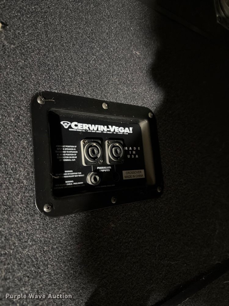 image for item NF9685 (2) Cerwin-Vega! speakers