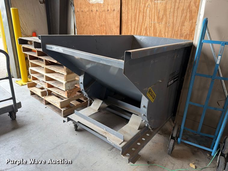 Wright Self Dumping Hopper
