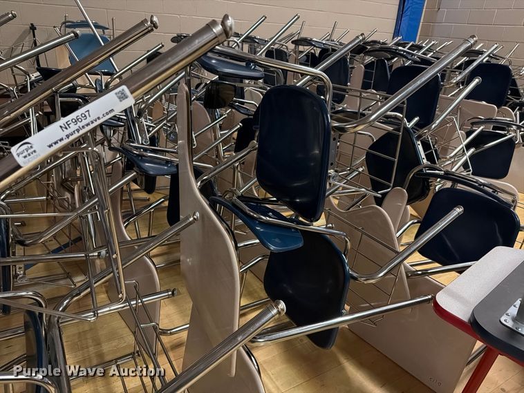 image for item NF9697 (64) desk/chair combos