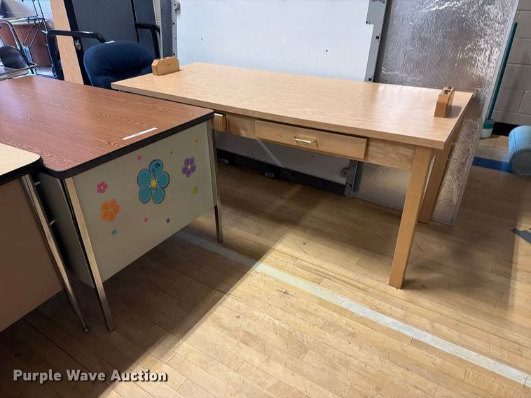 image for item NF9702 Furniture 
