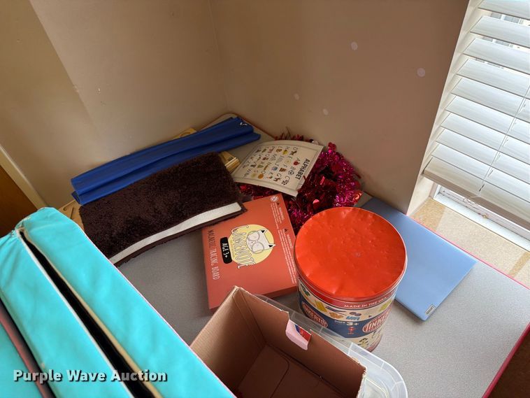 image for item NF9713 Furniture 