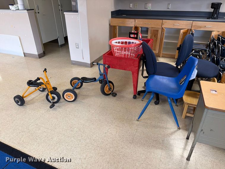image for item NF9713 Furniture 
