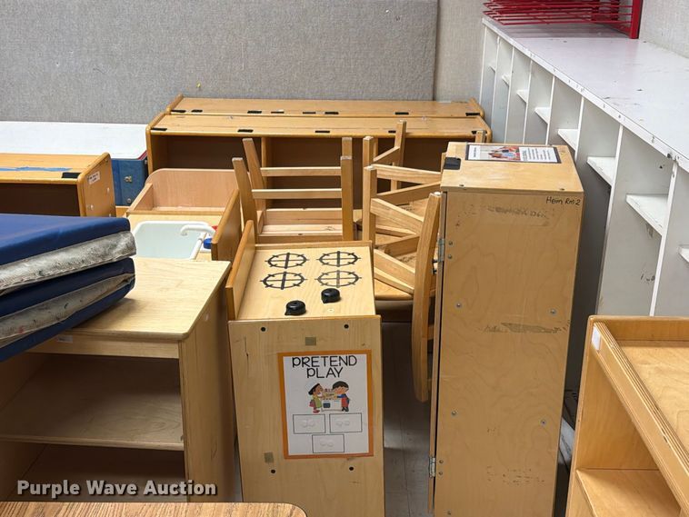 image for item NF9716 Furniture 