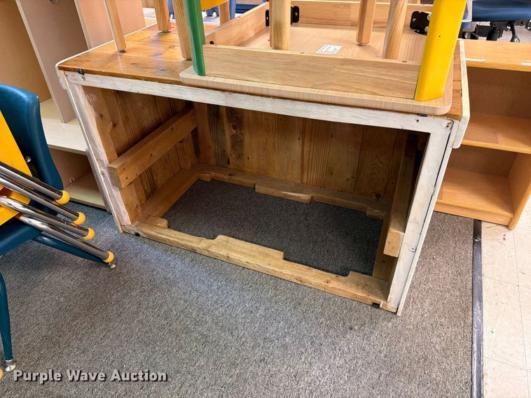 image for item NF9718 Furniture 