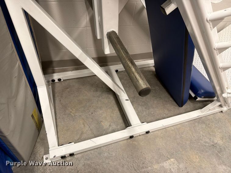 image for item NF9723 Leg press hack squat machine