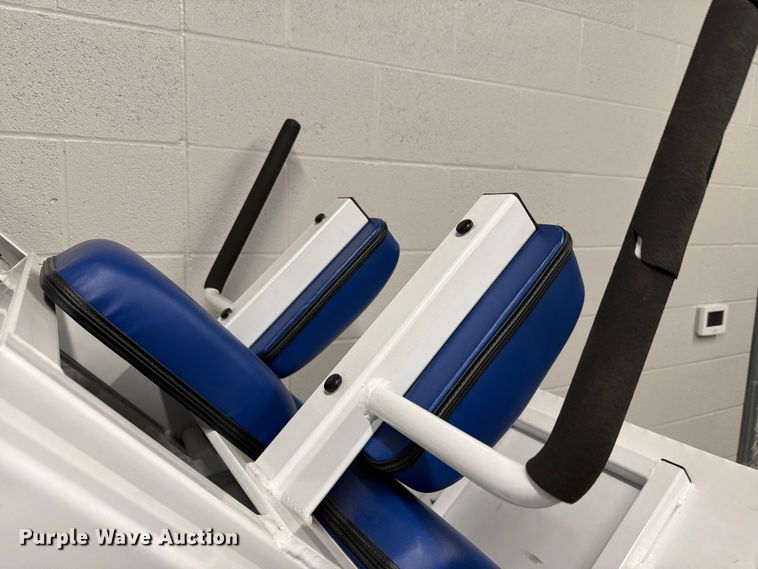image for item NF9723 Leg press hack squat machine