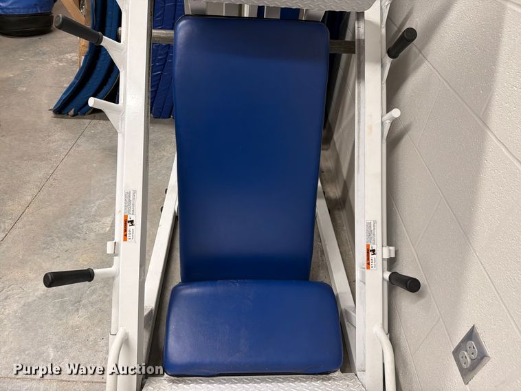 image for item NF9723 Leg press hack squat machine