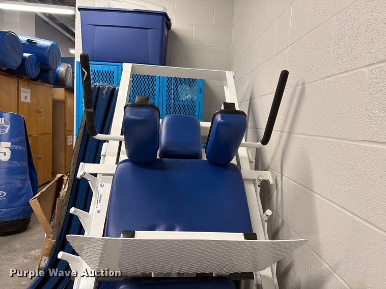 image for item NF9723 Leg press hack squat machine