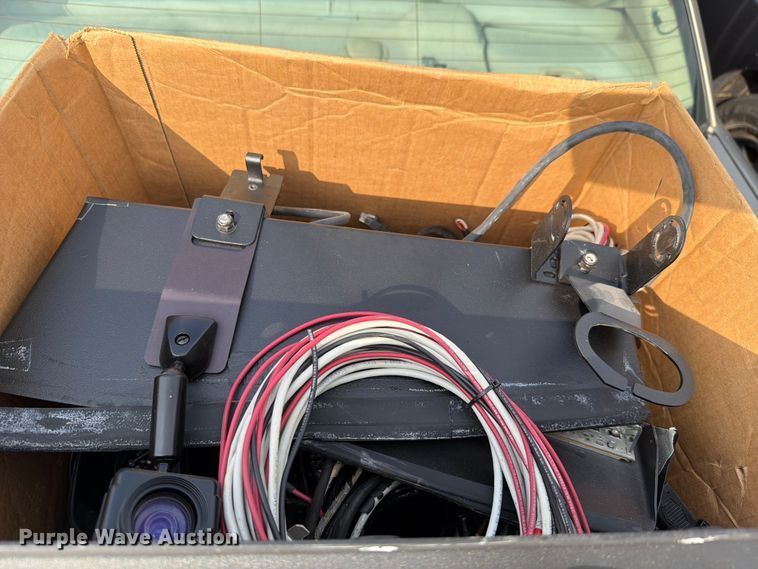 image for item NF9724 Police vehicle equipment