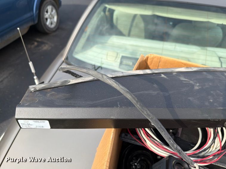 image for item NF9724 Police vehicle equipment