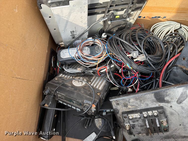 image for item NF9724 Police vehicle equipment