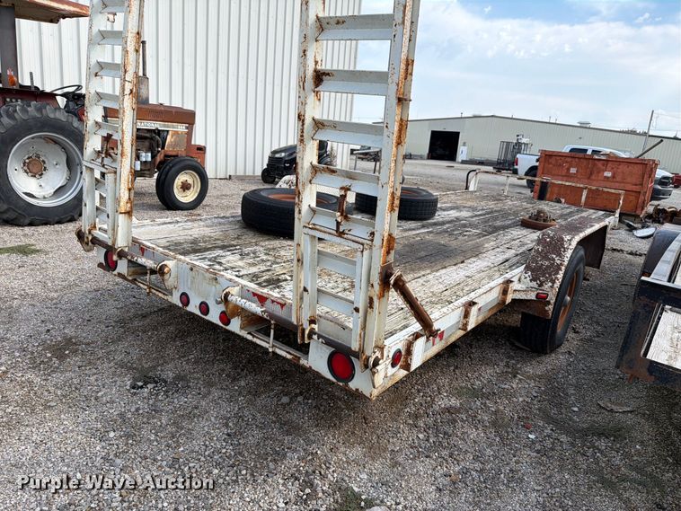 image for item NF9725 2003 Titan utility trailer