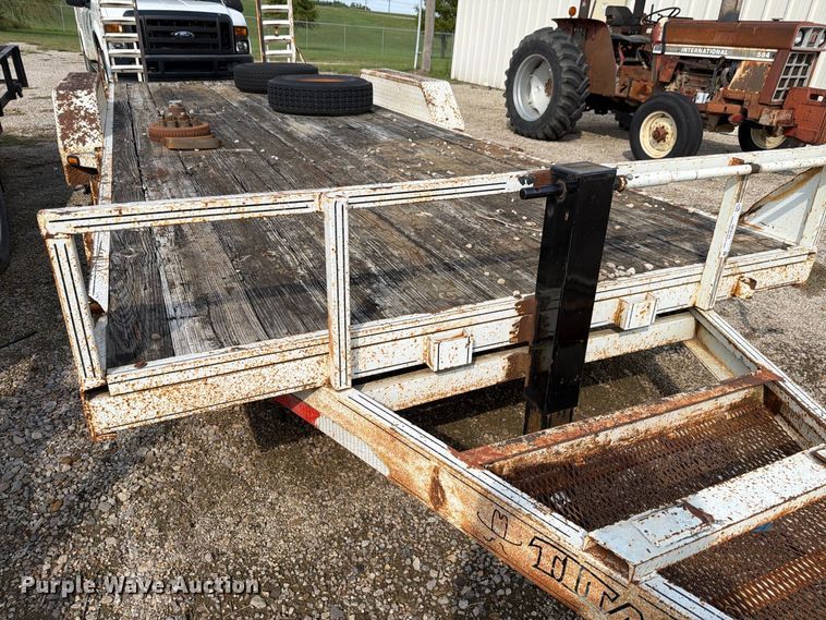 image for item NF9725 2003 Titan utility trailer