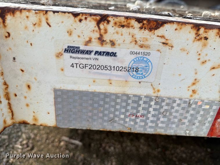 image for item NF9725 2003 Titan utility trailer