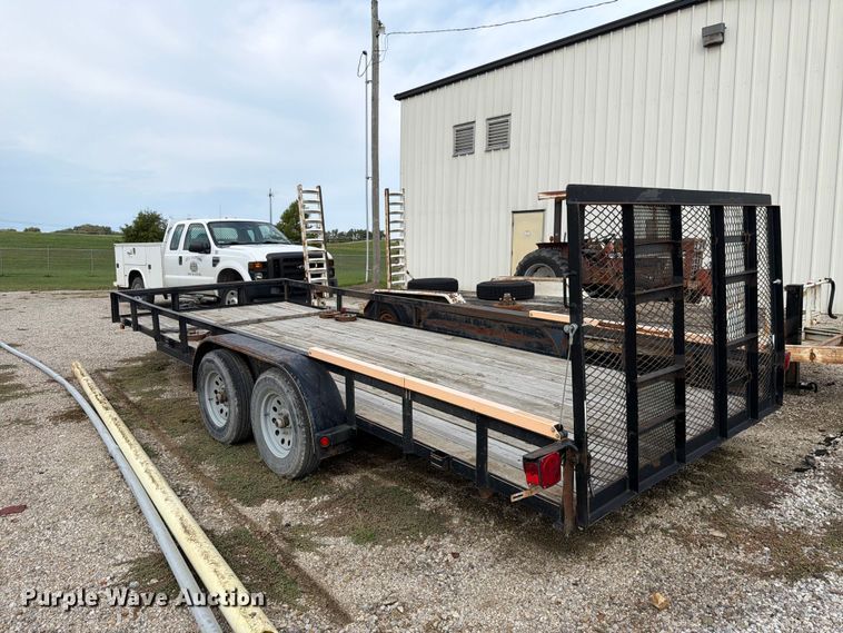 image for item NF9726 2011 Lamar Utility utility trailer