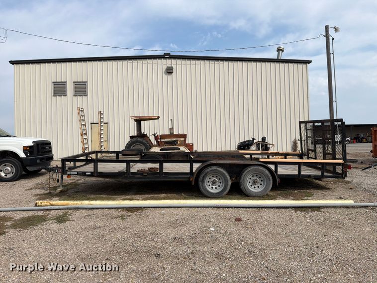 image for item NF9726 2011 Lamar Utility utility trailer