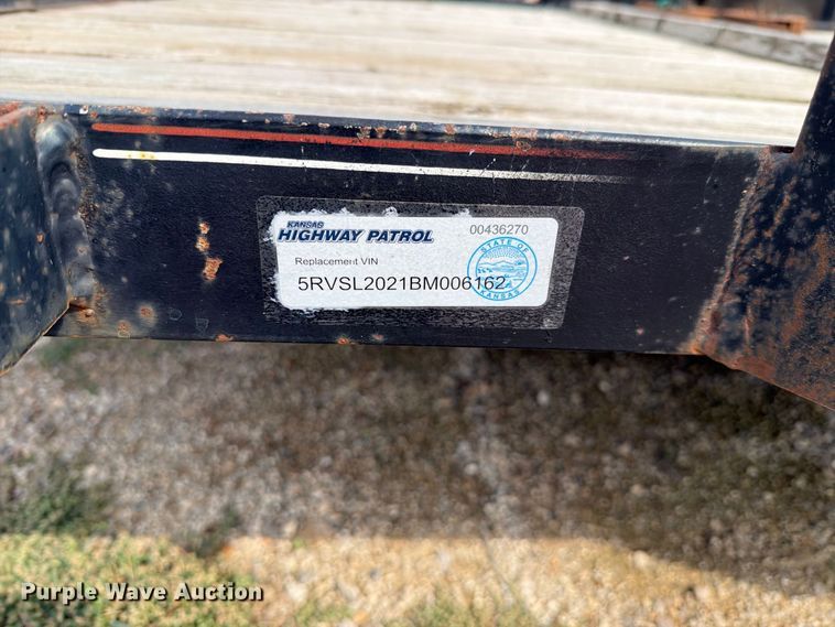 image for item NF9726 2011 Lamar Utility utility trailer