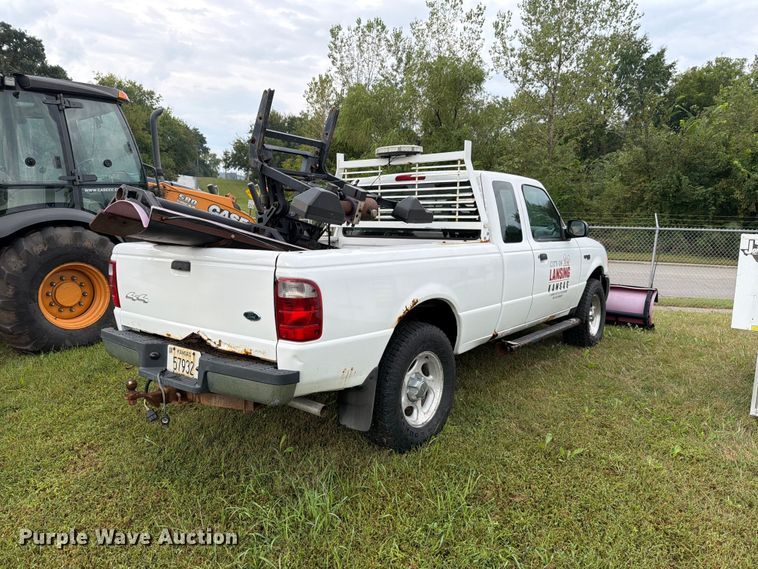 image for item NF9727 2005 Ford Ranger XLT Ext. Cab pickup truck