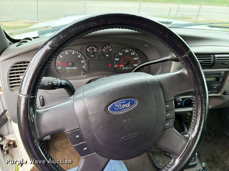 image for item NF9727 2005 Ford Ranger XLT Ext. Cab pickup truck
