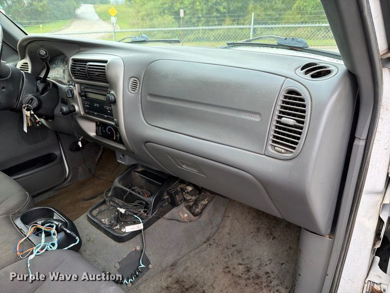 image for item NF9727 2005 Ford Ranger XLT Ext. Cab pickup truck
