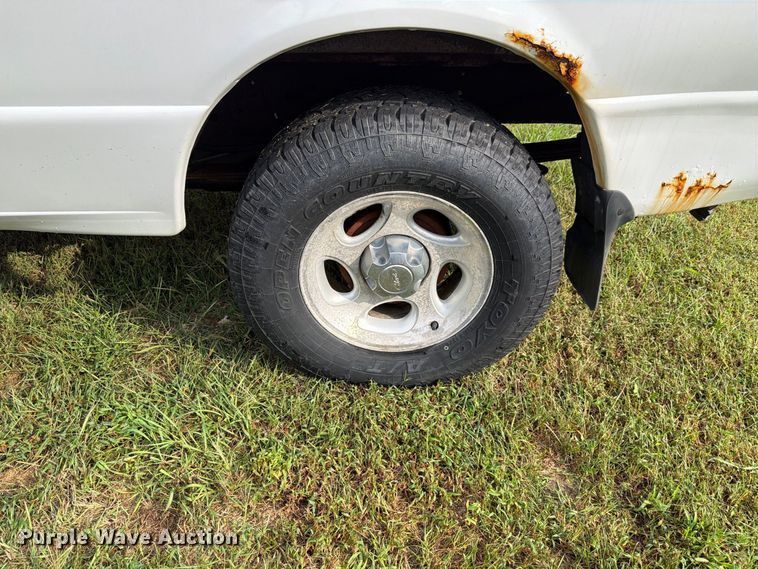 image for item NF9727 2005 Ford Ranger XLT Ext. Cab pickup truck