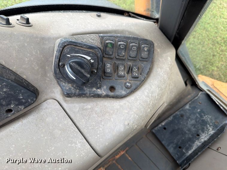 image for item NF9728 2014 Case 580 Super N WT backhoe