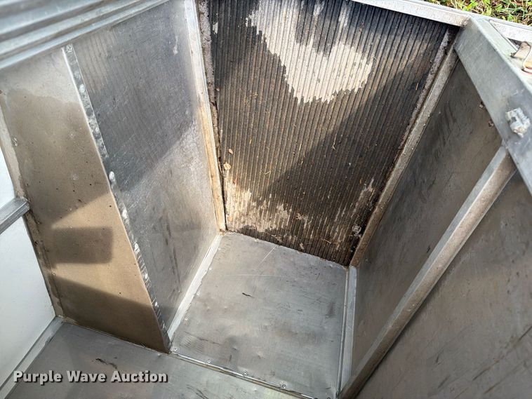 image for item NF9732 Jones animal control bed insert