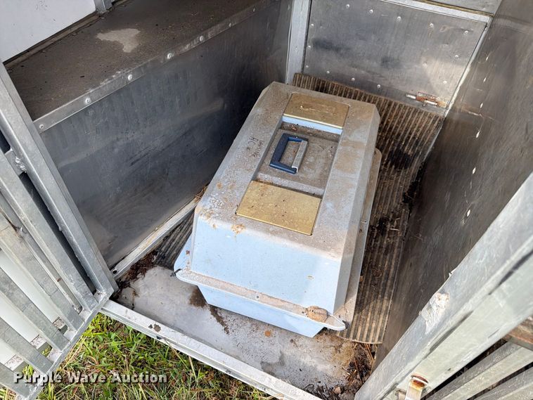 image for item NF9732 Jones animal control bed insert