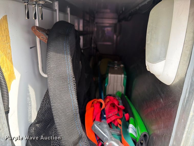 image for item NF9732 Jones animal control bed insert