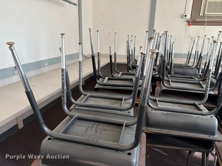 image for item NF9743 Approximately 123 desks