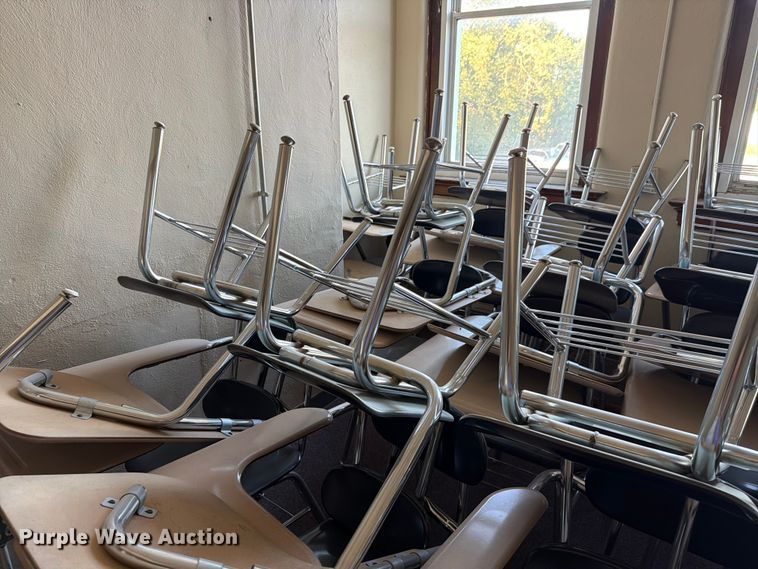 image for item NF9745 Approximately 30 desks