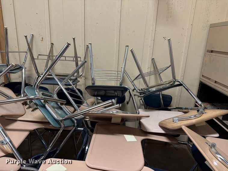image for item NF9749 Approximately 28 desks