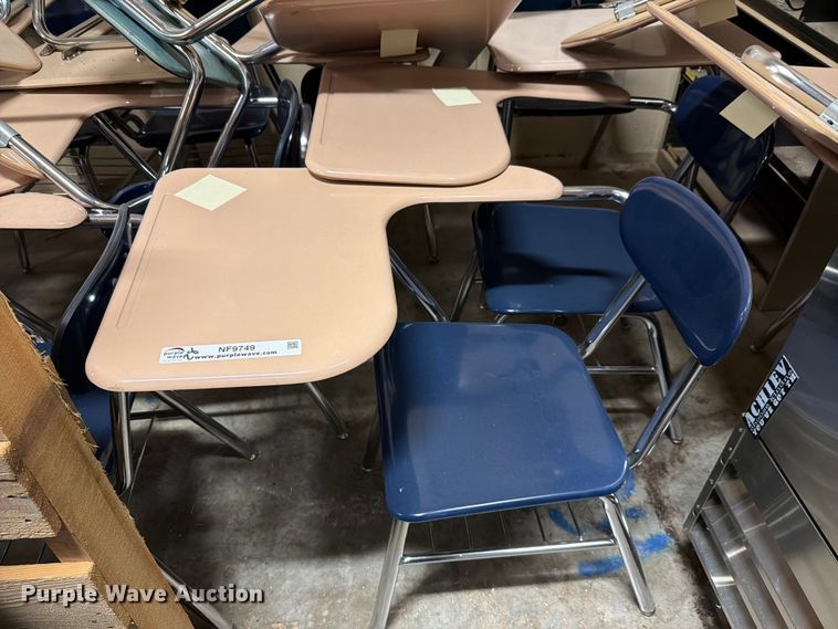 image for item NF9749 Approximately 28 desks