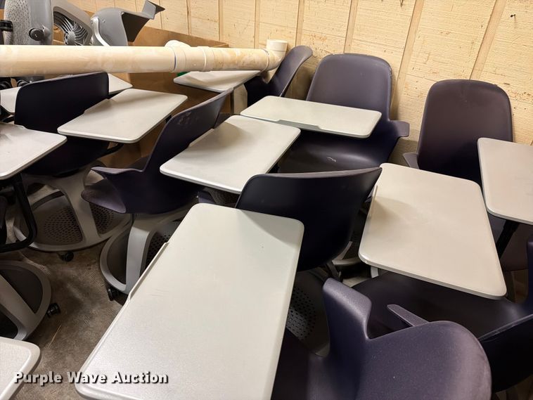image for item NF9751 Approximately 28 desks