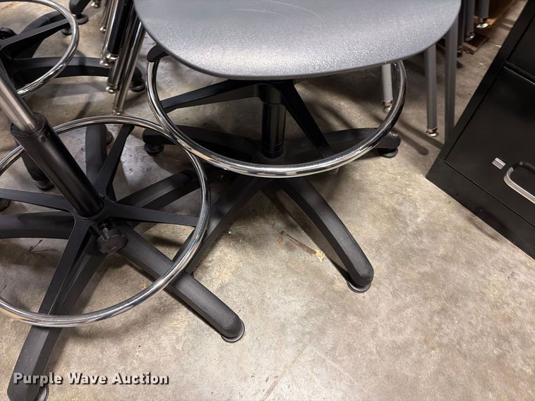image for item NF9754 Approximately 20 chairs