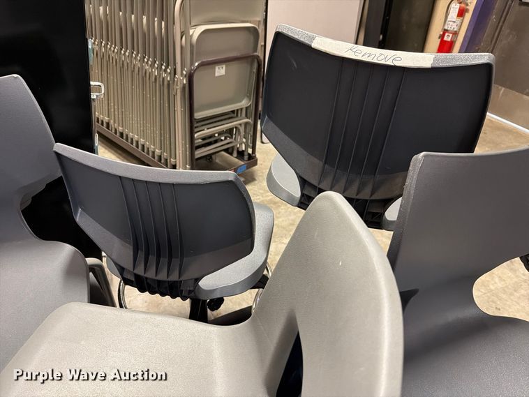 image for item NF9754 Approximately 20 chairs