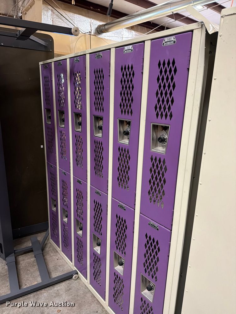 image for item NF9756 (35) lockers