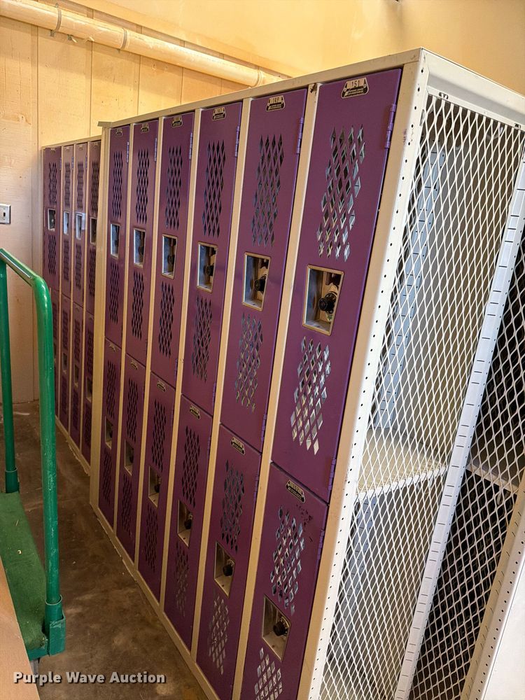 image for item NF9756 (35) lockers