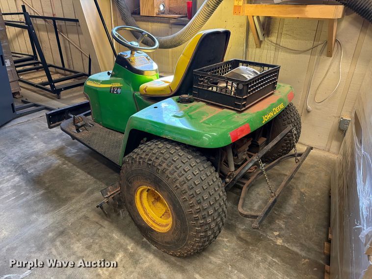 image for item NF9757 John Deere 1200A bunker rake