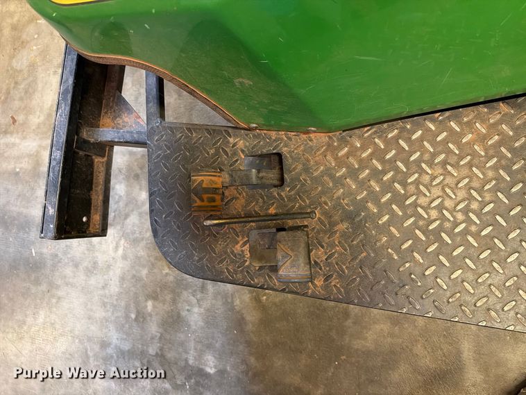 image for item NF9757 John Deere 1200A bunker rake