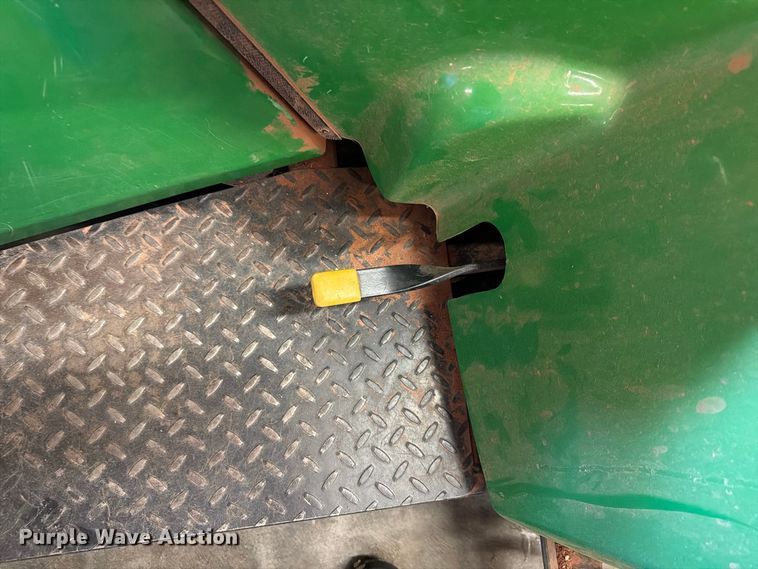 image for item NF9757 John Deere 1200A bunker rake