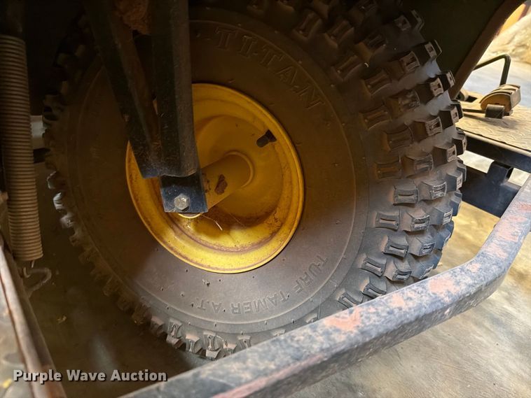 image for item NF9757 John Deere 1200A bunker rake
