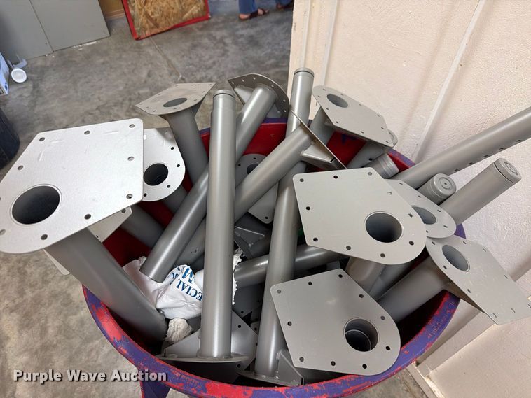 image for item NF9758 Approximately 75 metal table legs 