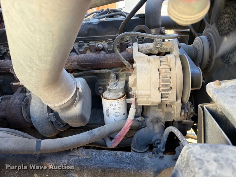 image for item OE9745 2001 Freightliner FL70 dump truck
