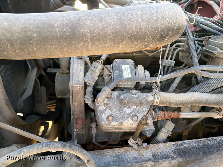 image for item OE9745 2001 Freightliner FL70 dump truck